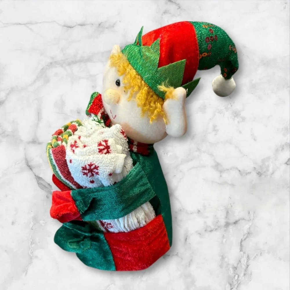 Plush Stuffed Shelf Elf Holding 3 Christmas Tea Towels Kitchen Green Red Holiday